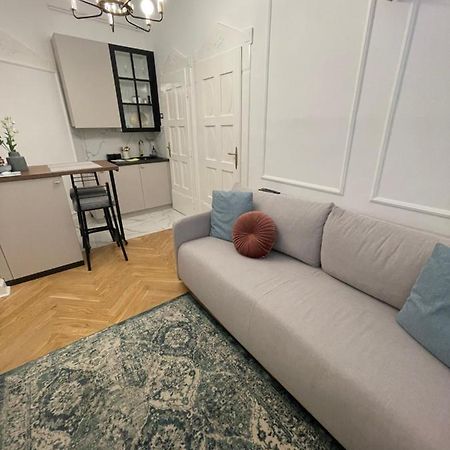 Apartman Vasia Subotica Ngoại thất bức ảnh
